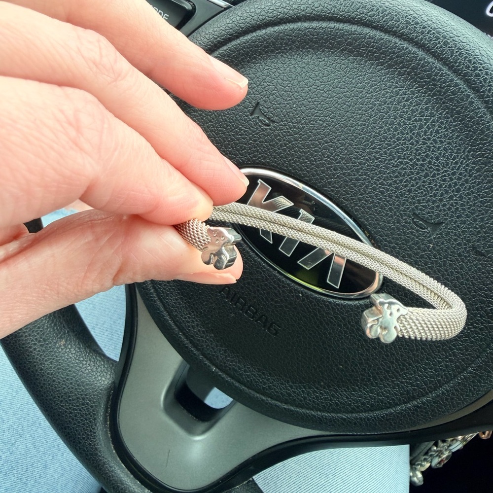 MESH TOUS SILVER BANGLE BEAR MOTIF - Picture 7 of 8